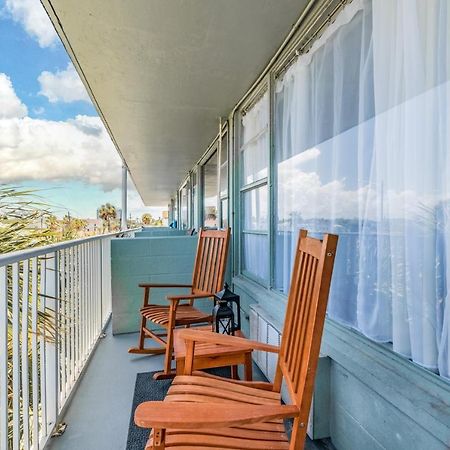 Ferienwohnung Newly Renovated Oceanfront Studio W/ Balcony - Daytona Beach Exterior foto